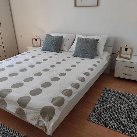Sunny Apartment In Rijeka Extérieur photo